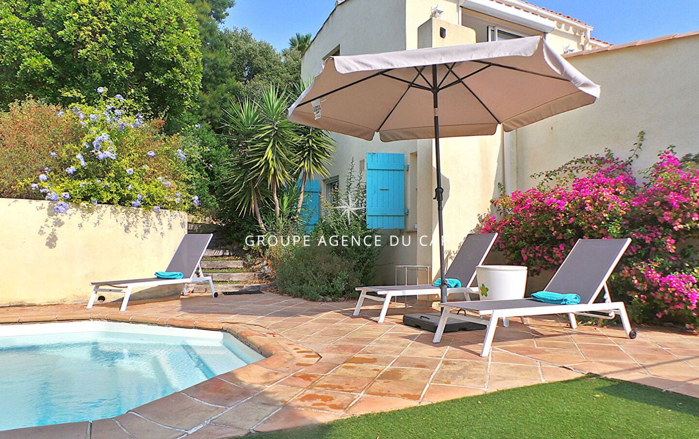 FOR SALE SEA VIEW VILLA 3 BEDROOMS WITH INDEPENDENT STUDIO – POOL – LES ISSAMBRES Image 3