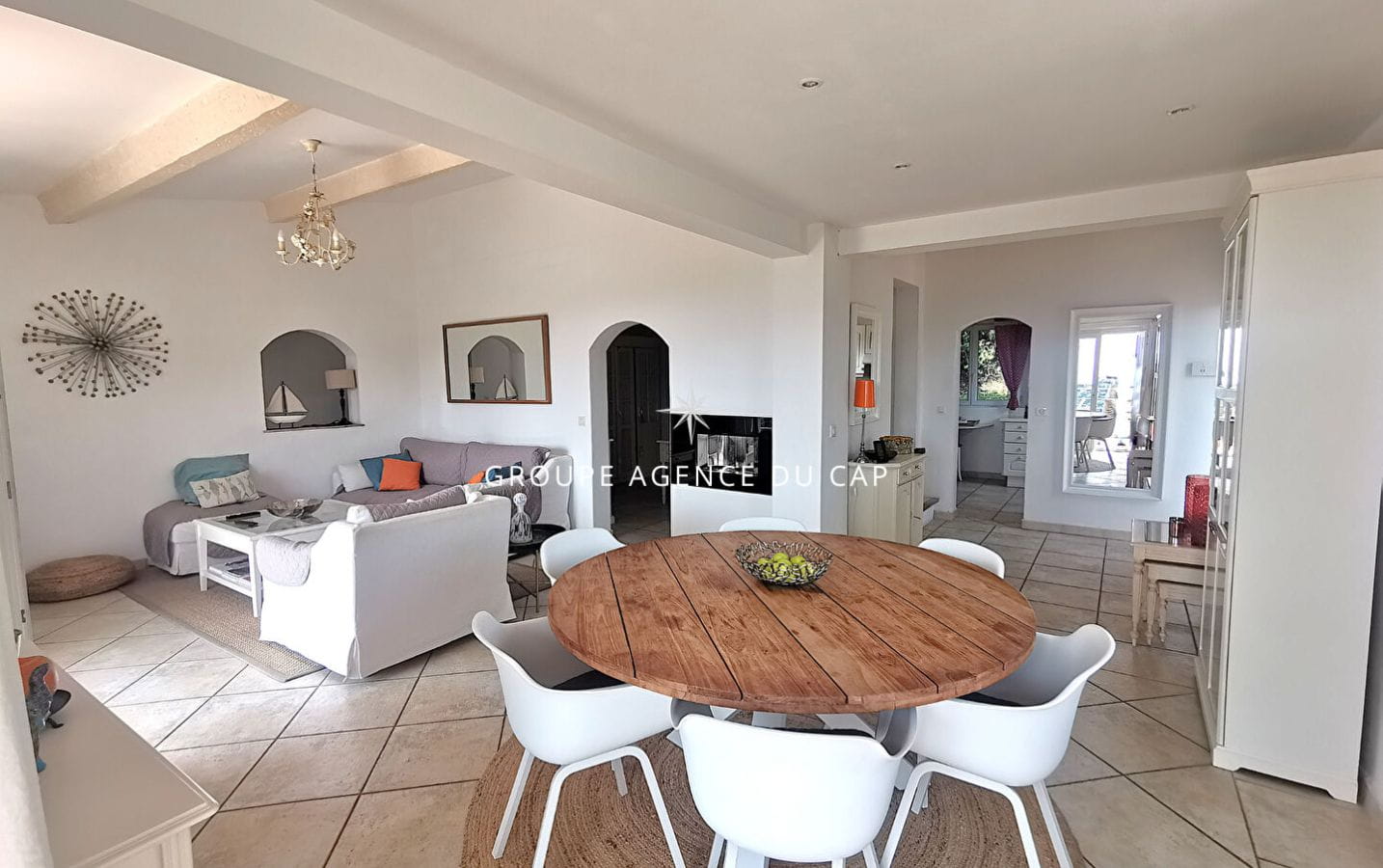 FOR SALE SEA VIEW VILLA 3 BEDROOMS WITH INDEPENDENT STUDIO – POOL – LES ISSAMBRES Image 6