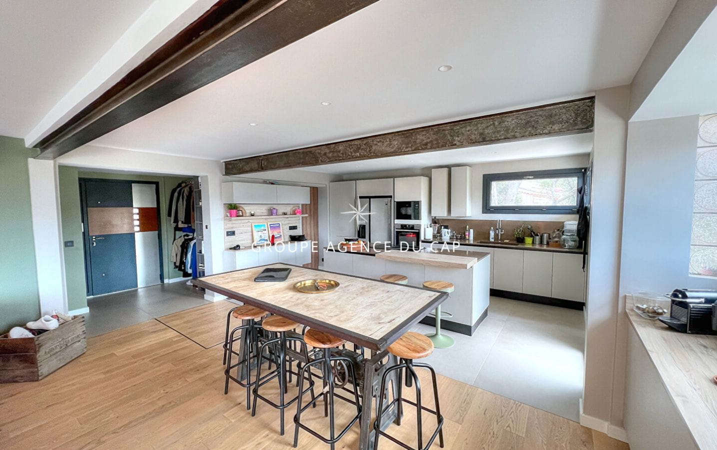 Stunning Contemporary Villa for Sale in Boulouris, Saint Raphael Image 5