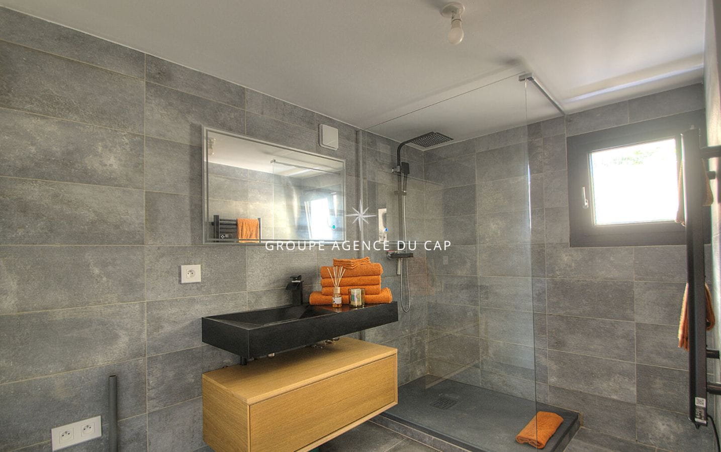 Villa contemporaine à vendre avec vue mer à Saint Raphaël Image 17