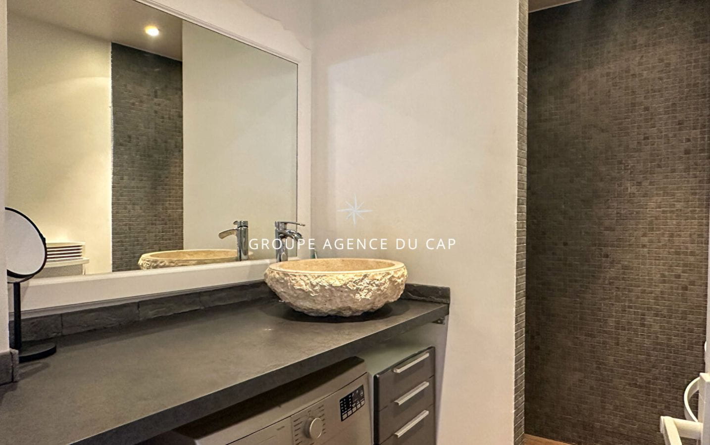 A VENDRE APPARTEMENT 35M2 2 PIÈCES VUE MER, AUX ISSAMBRES Image 6