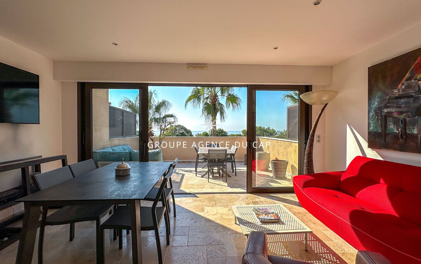 APPARTEMENT TYPE T3 DE 62 M2 AVEC 2 CHAMBRES ET 2 PLACES DE PARKING, A PIEDS DES PLAGES DES ISSAMBRES Image 3