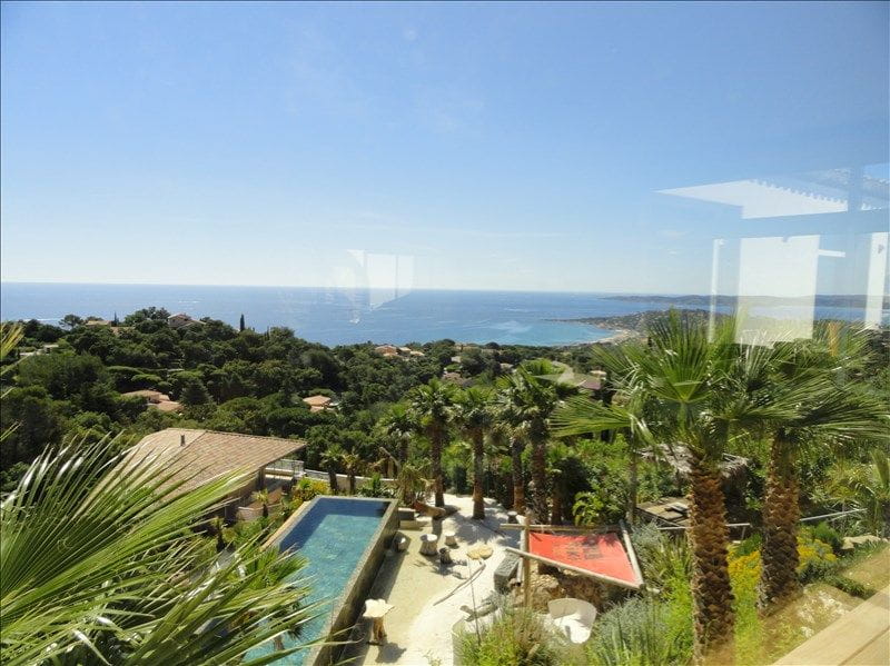 A VENDRE DEUX PROPRIETES CONTEMPORAINES VUE MER SUR LE GOLFE DE SAINT TROPEZ 7 CHAMBRES, A SAINTE MAXIME Image 2