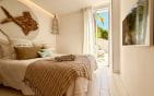 VILLA VUE MER 105 M2, A PIED MER ET CENTRE  LES ISSAMBRES Min 7