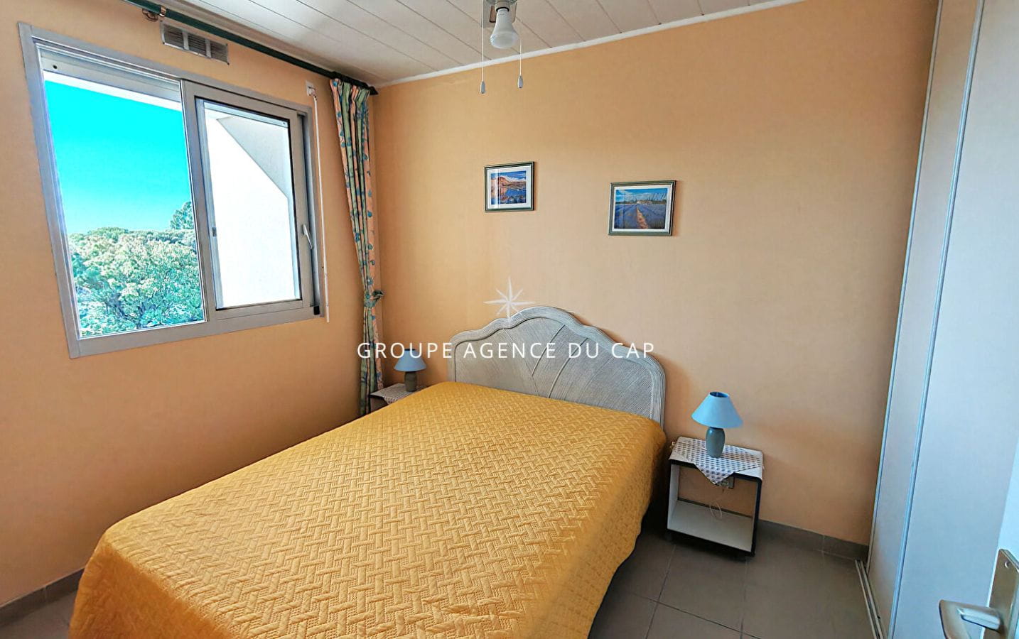 OFFRE AU PRIX RECUE – EXCLUSIVITE A VENDRE APPARTEMENT 2 PIECES VUE MER DANS RESIDENCE AVEC PISCINE CAVE ET PARKING, A 200M DE LA MER ET 600M DU CENTRE VILLE DE SAINT AYGULF Image 7