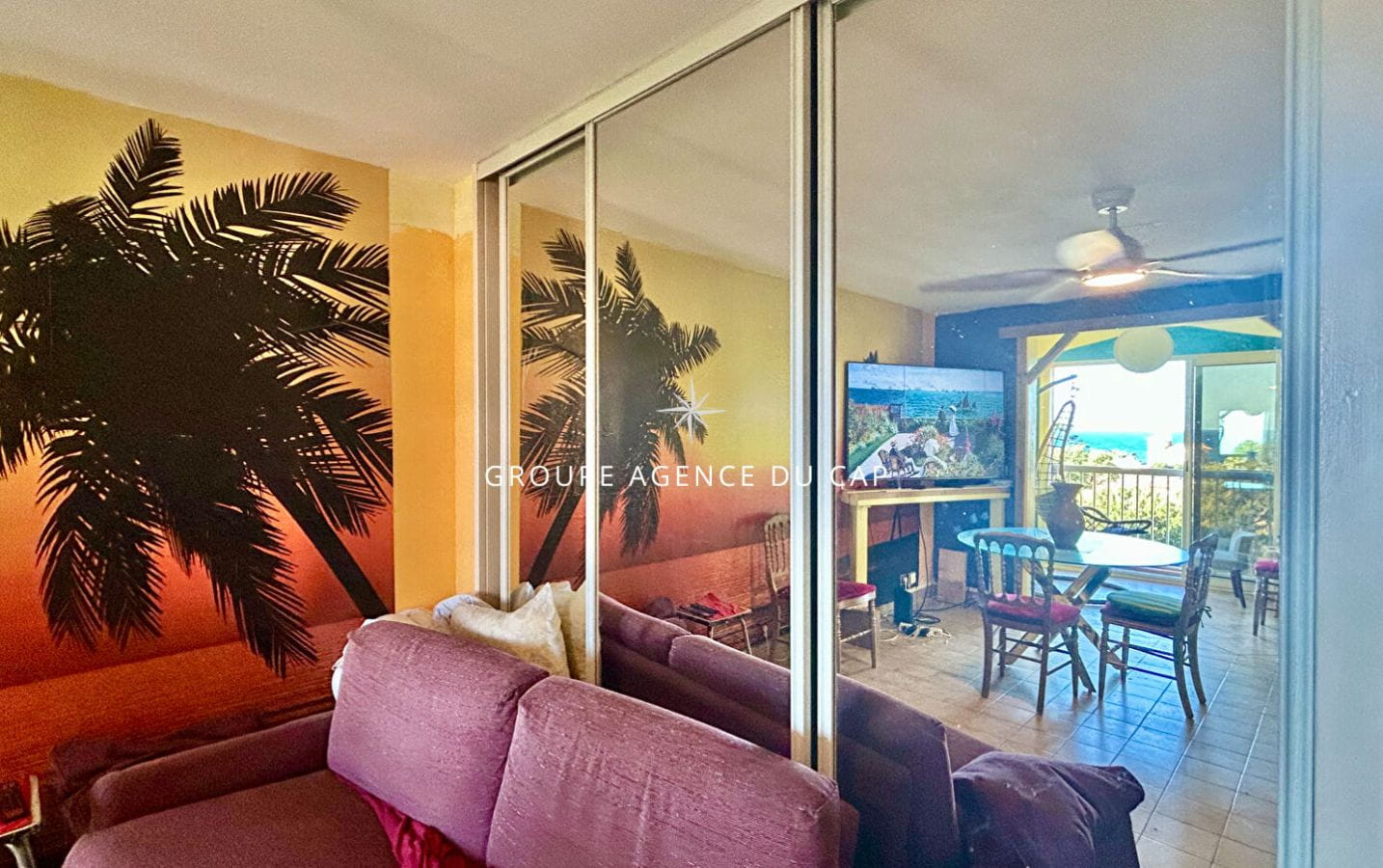 APPARTEMENT T2 AVEC GARAGE A PIED DES COMMERCES ET DES PLAGES DE SAINT AYGULF Image 3