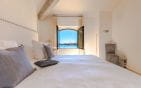 SAINT RAPHAEL ANTHEOR VILLA PIEDS DANS L’ EAU AVEC ACCES PRIVE A LA PLAGE Min 10