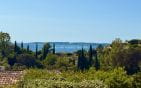 VILLA MODERNE VUE MER SUR LE GOLFE DE SAINT TROPEZ AVEC PISCINE GARAGE ET APPARTEMENT 4 PIECES, AUX ISSAMBRES Min 2