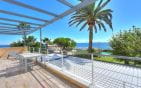 VILLA PIEDS DANS L’EAU 7 PIECES AVEC PISCINE VUE GOLFE DE SAINT TROPEZ, AUX ISSAMBRES Min 17