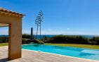 VILLA PIEDS DANS L’EAU 7 PIECES AVEC PISCINE VUE GOLFE DE SAINT TROPEZ, AUX ISSAMBRES Min 3