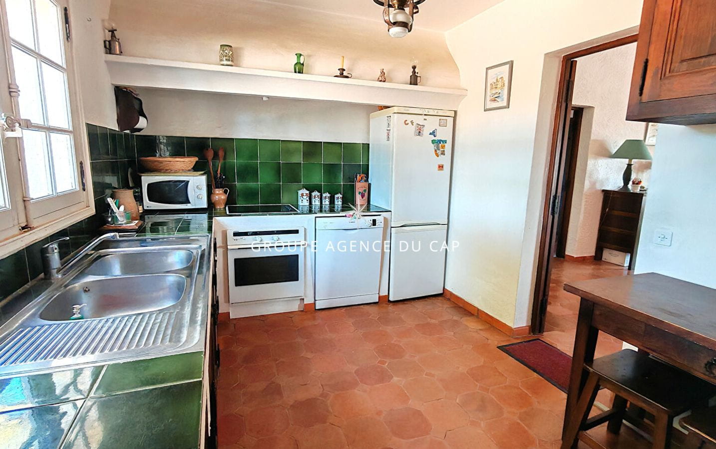 A VENDRE – VILLA PROVENCALE DE PLAIN-PIED AVEC 4 CHAMBRES A PIED DES PLAGES ET DES COMMERCES AU CALME Image 11