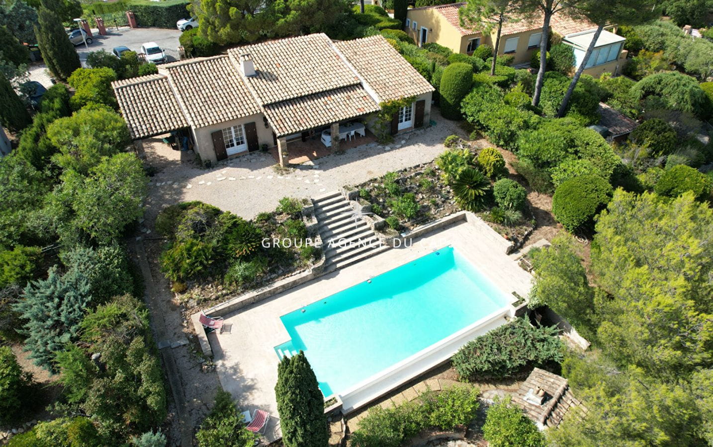 A VENDRE – VILLA PROVENCALE DE PLAIN-PIED AVEC 4 CHAMBRES A PIED DES PLAGES ET DES COMMERCES AU CALME Image 15