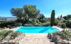 A VENDRE – VILLA PROVENCALE DE PLAIN-PIED AVEC 4 CHAMBRES A PIED DES PLAGES ET DES COMMERCES AU CALME Min 3