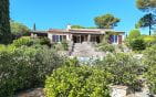 A VENDRE – VILLA PROVENCALE DE PLAIN-PIED AVEC 4 CHAMBRES A PIED DES PLAGES ET DES COMMERCES AU CALME Min 6