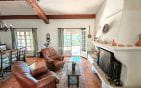 A VENDRE – VILLA PROVENCALE DE PLAIN-PIED AVEC 4 CHAMBRES A PIED DES PLAGES ET DES COMMERCES AU CALME Min 8