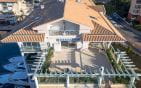 Appartement de luxe à vendre à Fréjus Plage avec vue mer Min 4