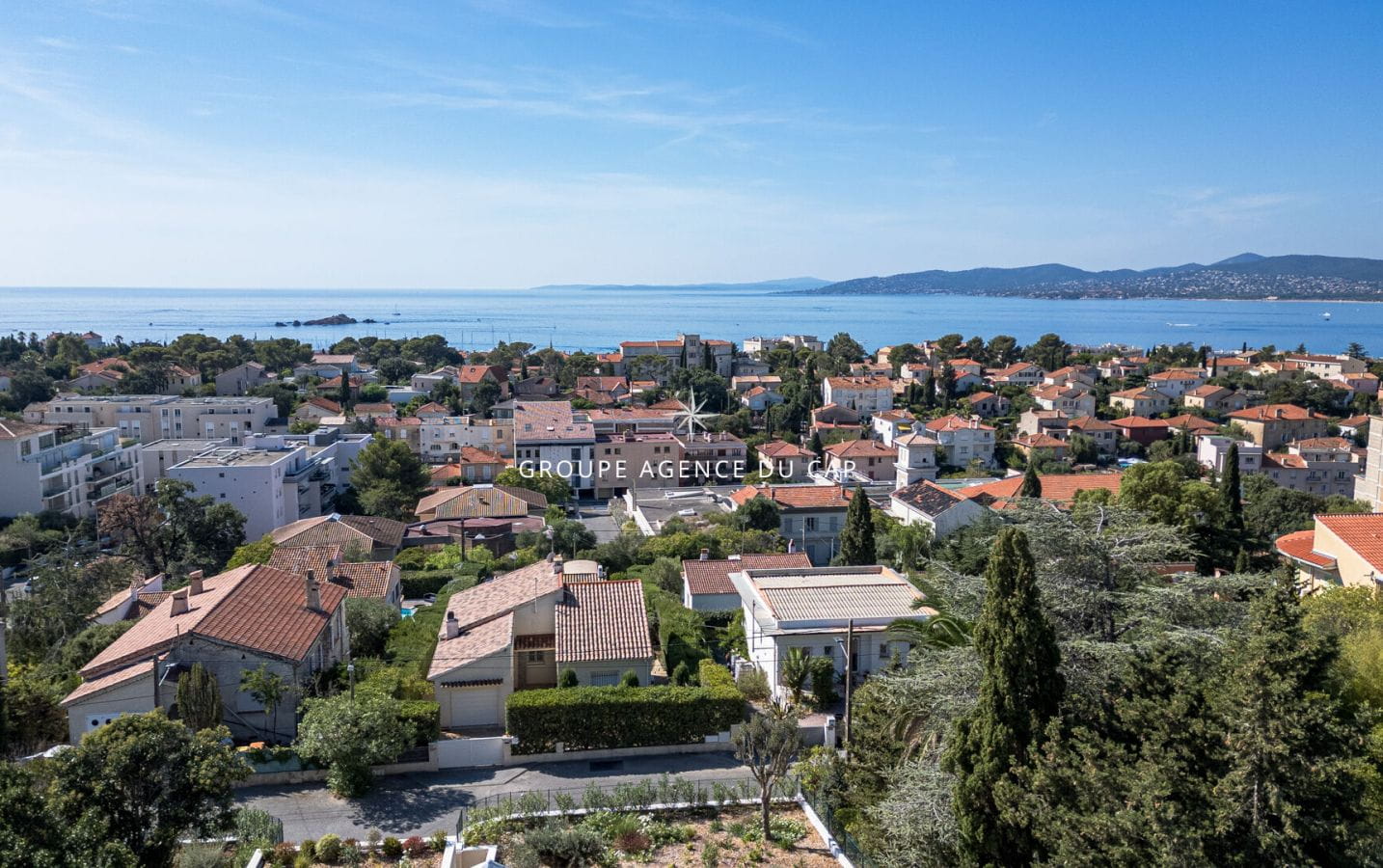 Villa Epoque Saint Raphael 8 pièces 260 m2 Image 3