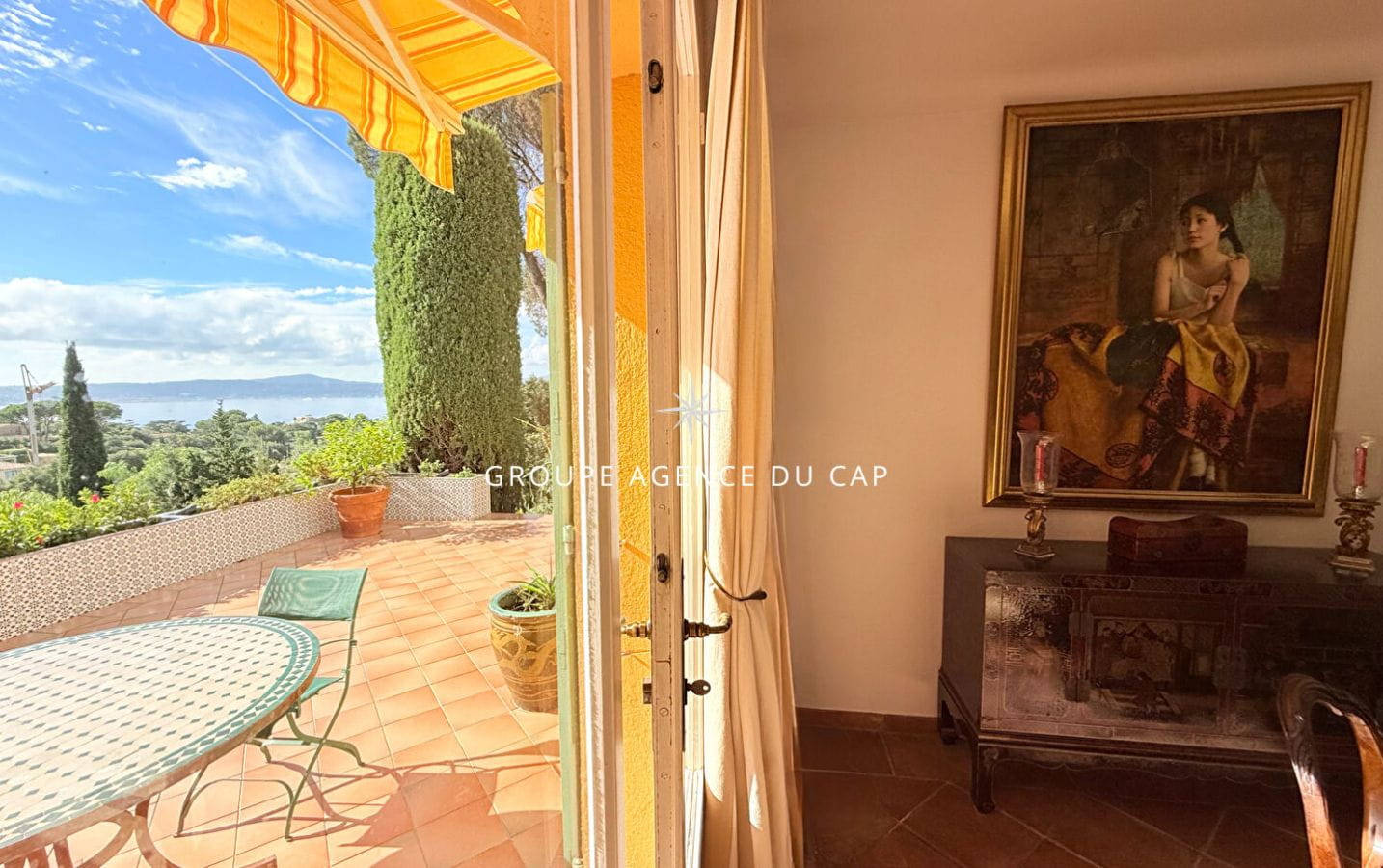 VILLA VUE MER SUR LE GOLFE DE SAINT TROPEZ DE 200 M² SUR SAINTE MAXIME Image 9