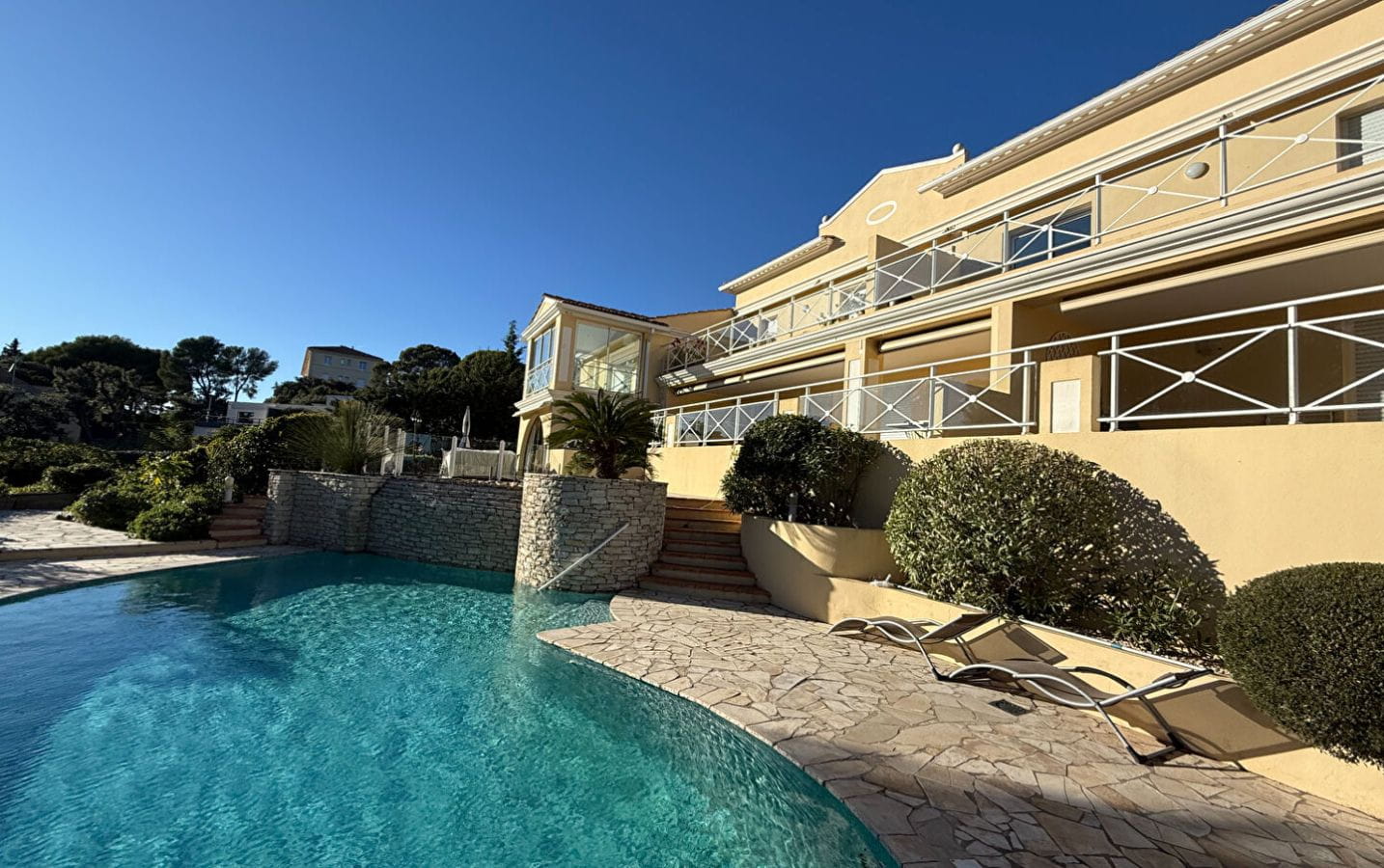 APPARTEMENT SAINT RAPHAEL VUE MER 3 PIECES Image 1