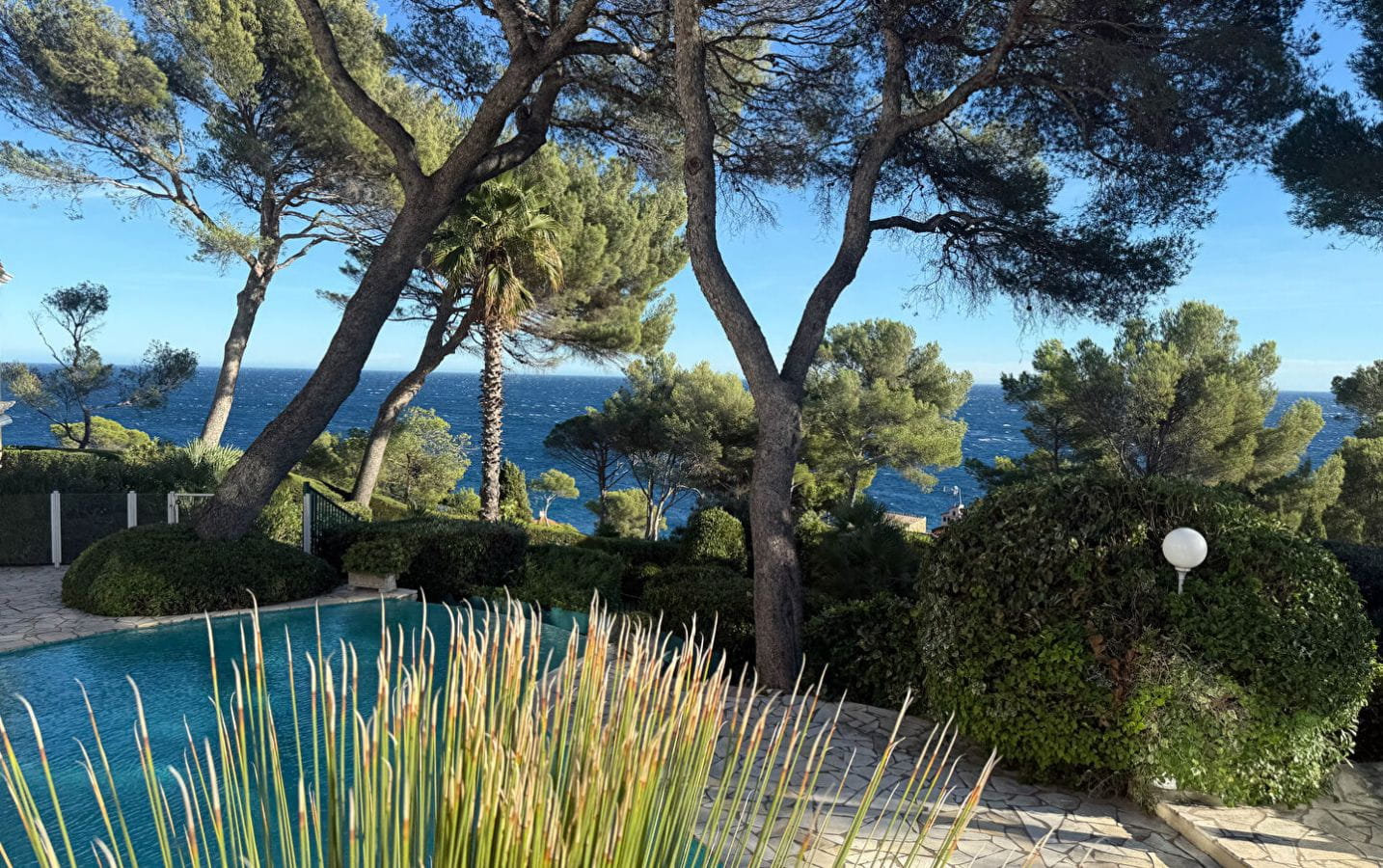 APPARTEMENT SAINT RAPHAEL VUE MER 3 PIECES Image 0