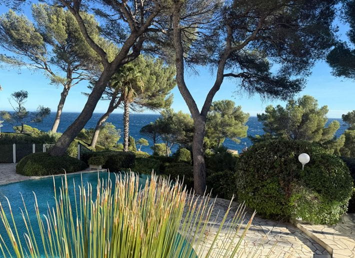 APPARTEMENT SAINT RAPHAEL VUE MER 3 PIECES