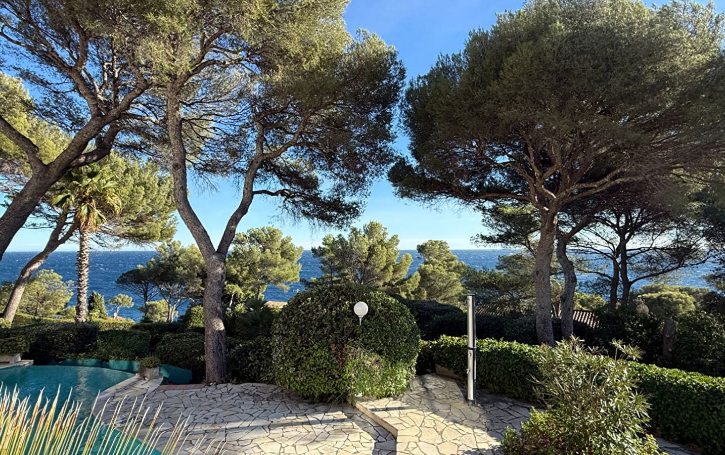 APPARTEMENT SAINT RAPHAEL VUE MER 3 PIECES Image 8