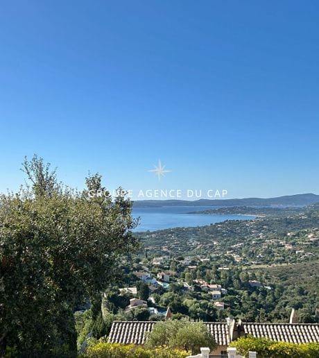 A vendre appartement vue mer rénové de 36m² avec terrasse, aux Issambres