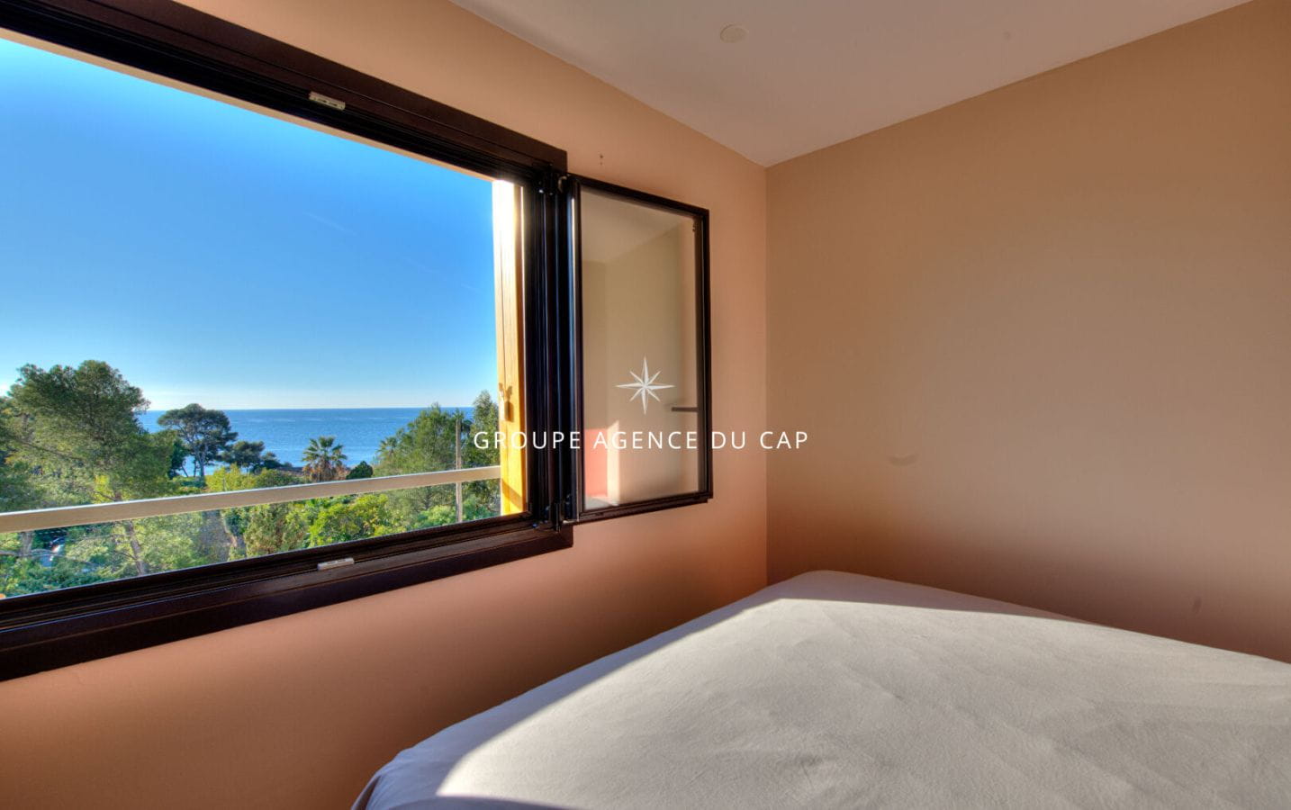 Appartement vue mer Saint Raphael 3 pièce(s) 65 m2 Image 0