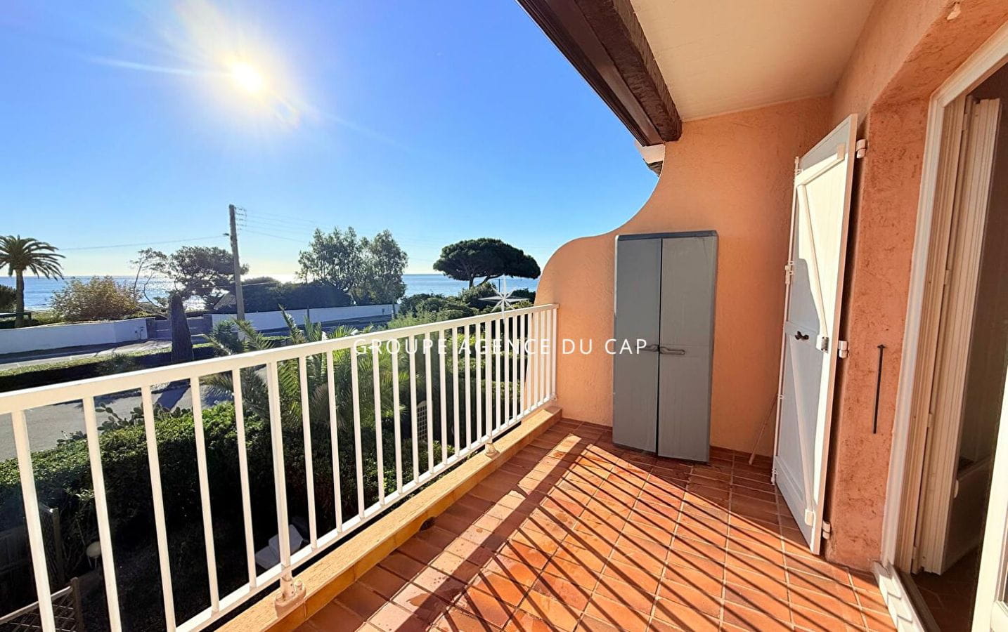 A VENDRE APPARTEMENT 2 PIÈCES EN DUPLEX AVEC UNE TERRASSE VUE MER, DANS UNE RÉSIDENCE PROCHE DES PLAGES, AUX ISSAMBRES Image 7