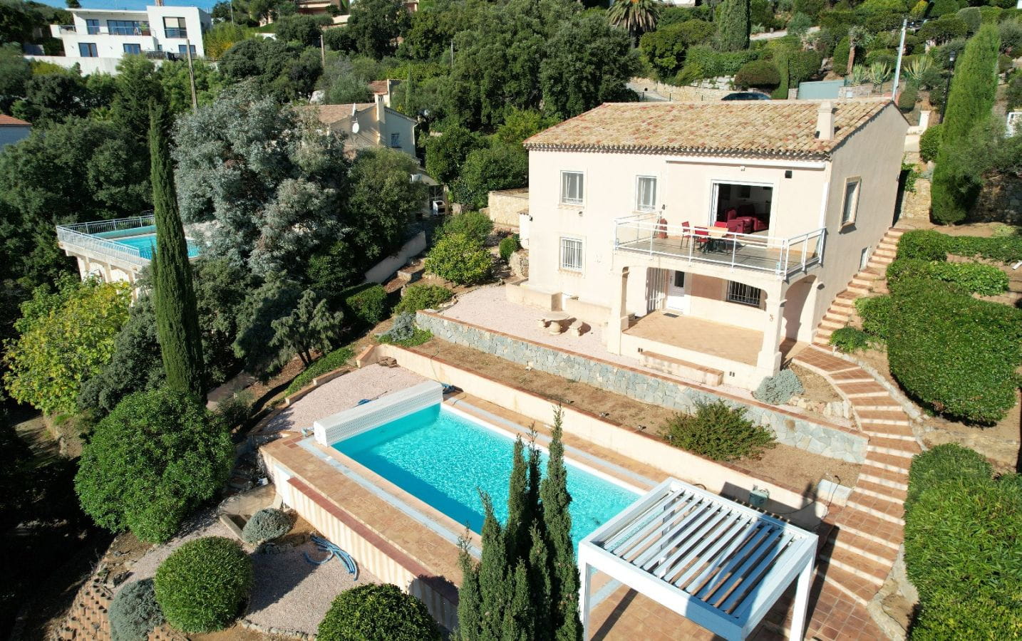 VUE MER PANORAMIQUE VILLA 7 PIECES AVEC PISCINE ET GARAGE, AUX ISSAMBRES Image 13