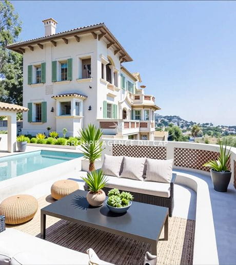 MANOIR D’EXCEPTION AUX ISSAMBRES – VUE MER PANORAMIQUE GARAGE DE 183 M²