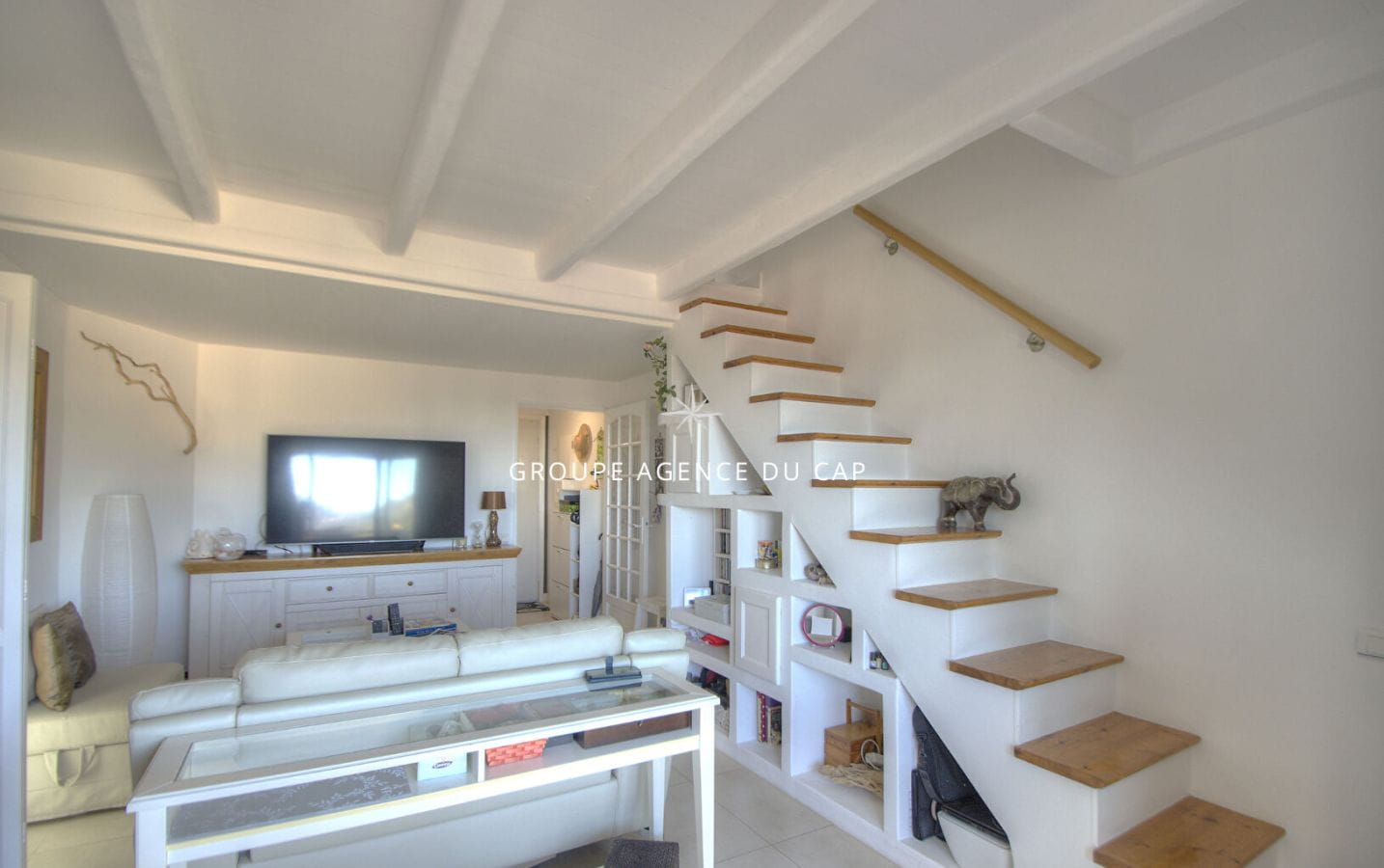 À vendre : Appartement 2 pièces avec vue dégagée sur la mer à Saint-Raphaël Image 4