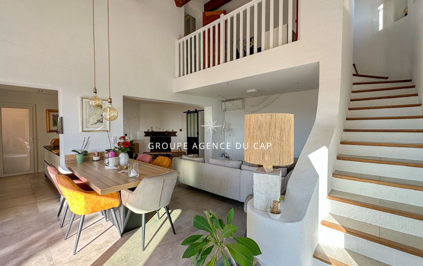 OFFRE ACCEPTEE EN COURS – A VENDRE VILLA VUE MER DE 150M² AVEC 5 CHAMBRES PISCINE ET GARAGE SUR LES ISSAMBRES Image 6