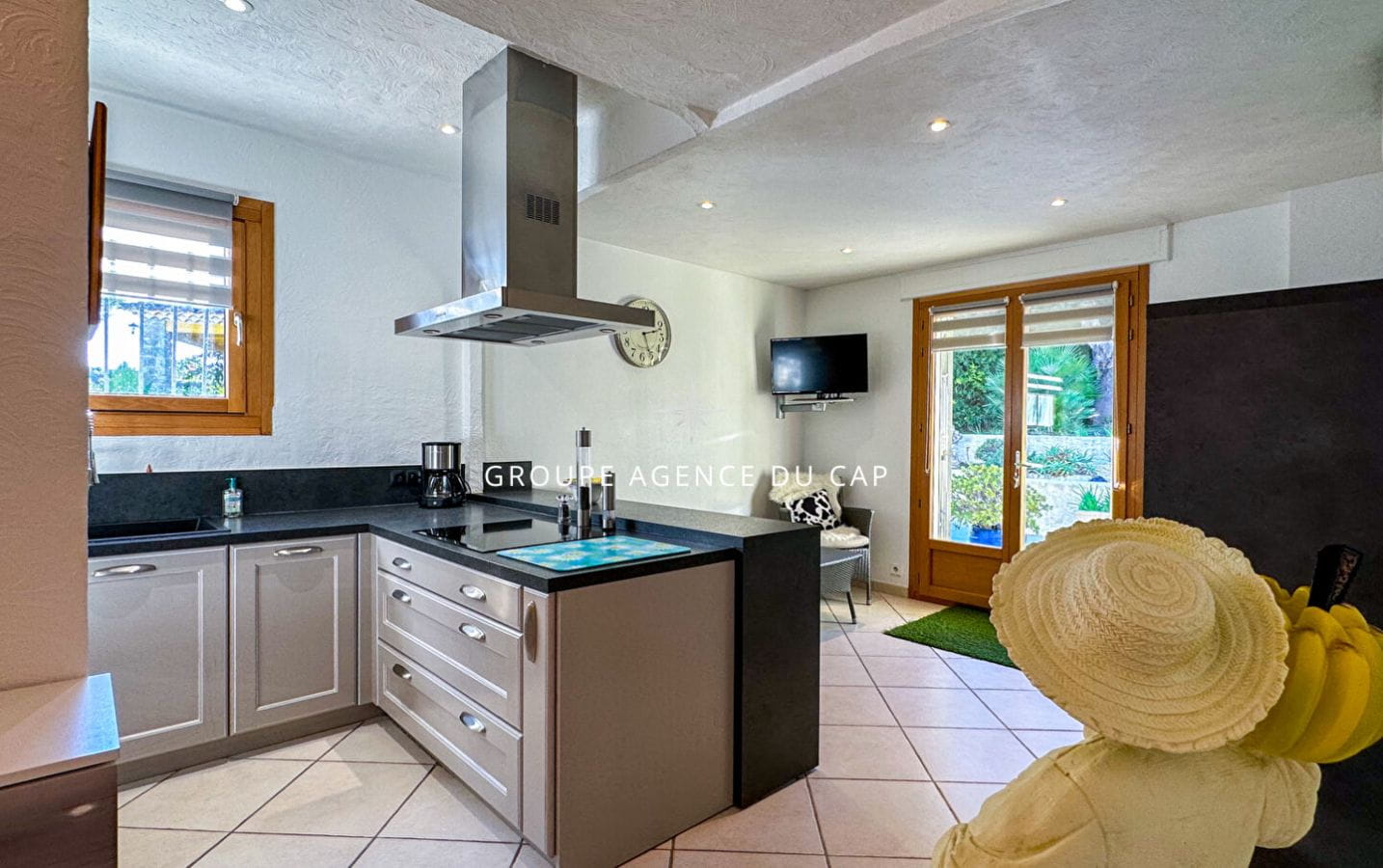 LES ISSAMBRES 4 P VUE MER AVEC GARAGE ET JARDIN Image 7