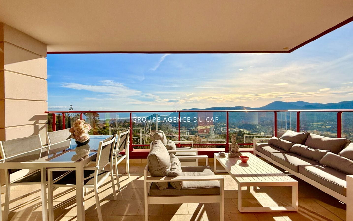 MANDELIEU APPARTEMENT 3P AVEC VUE MER TERRASSE DOUBLE GARAGE ET CAVE Image 0