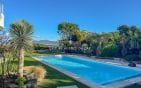 VILLA 9 PIECES AVEC VUE MER PISCINE GARAGE SALLE DE CINEMA, A SAINT AYGULF Min 5