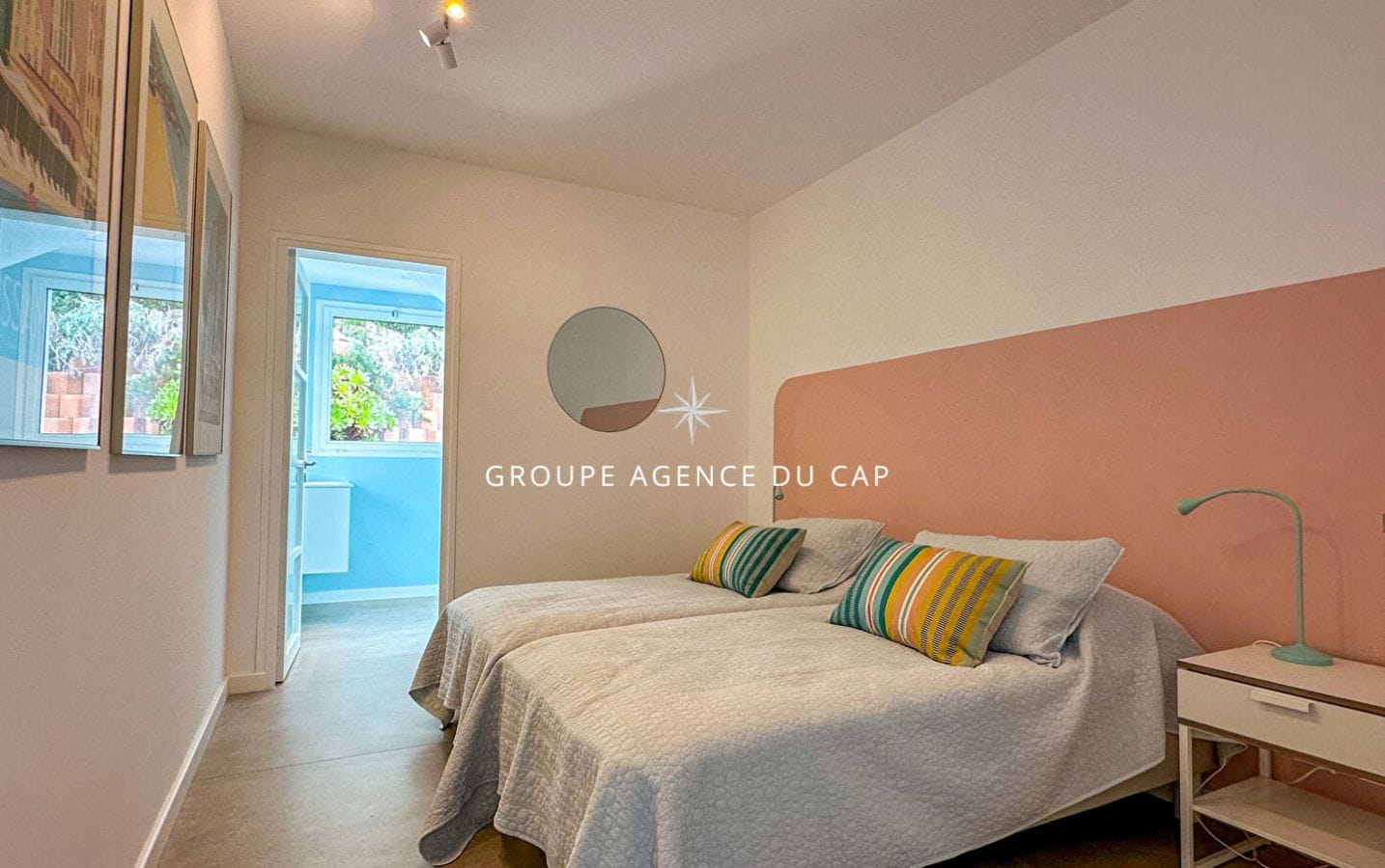 EXCEPTIONAL VILLA WITH PANORAMIC SEA VIEWS, WALKING DISTANCE FROM THE VILLAGE OF SAN-PEIRE IN LES ISSAMBRES Image 14