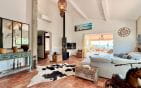 Charming single-story Provençal villa with sea views overlooking the Gulf of Saint-Tropez, independent apartment with swimming pool and 85 sqm garage, in Les Issambres Min 3