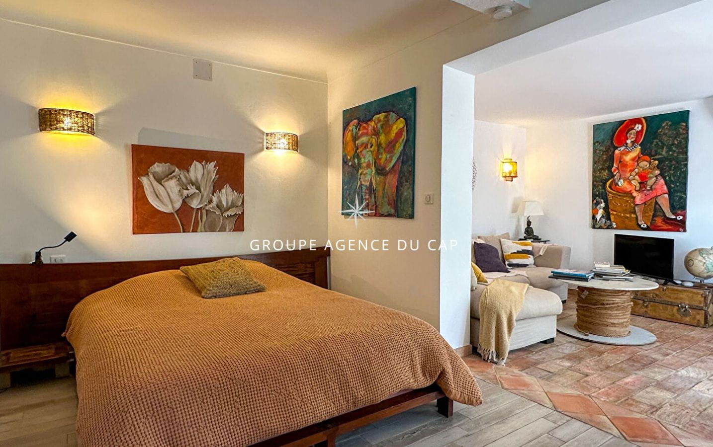 VILLA PROVENCALE DE CHARME DE PLAIN PIED VUE MER GOLFE DE SAINT TROPEZ , APPARTEMENT INDEPENDANT PISCINE ET GARAGE DE 85 M², AUX ISSAMBRES Image 16