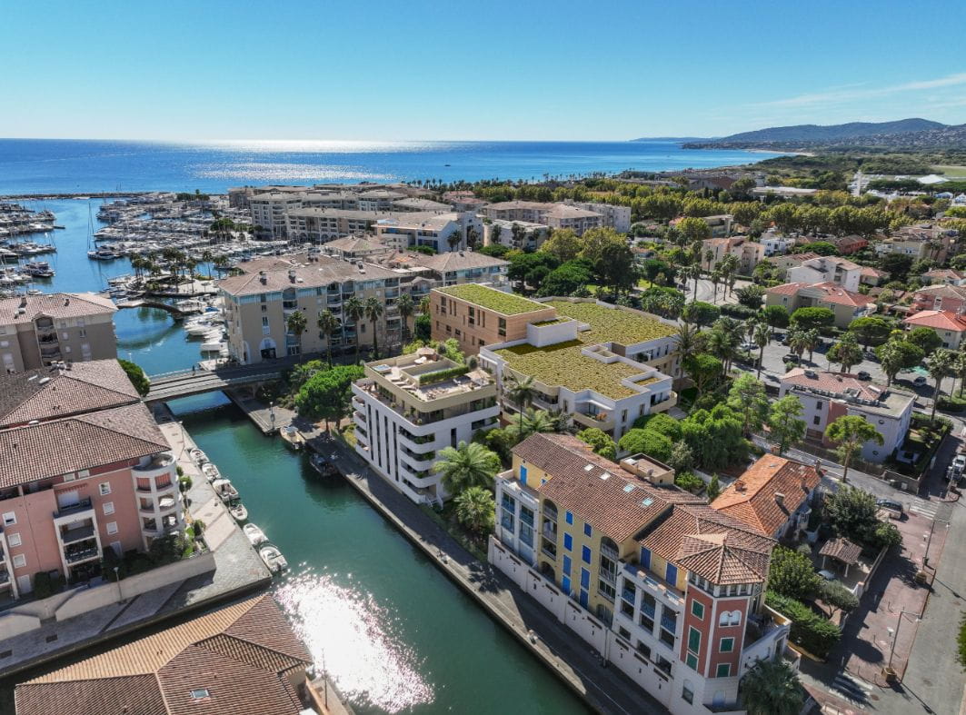 ROOFTOP D&rsquo;ENV. 99M², VUE CANAL, MER ET PORT, 4 PIECES, 3 CHAMBRES ET SON ROOFTOP DE  65 M² , TERRASSE DE 27 M² Image 1