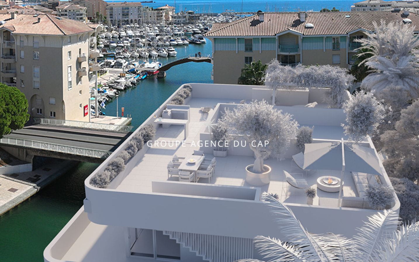 Luxurious 5-Room Apartment for Sale in Port Fréjus Image 4