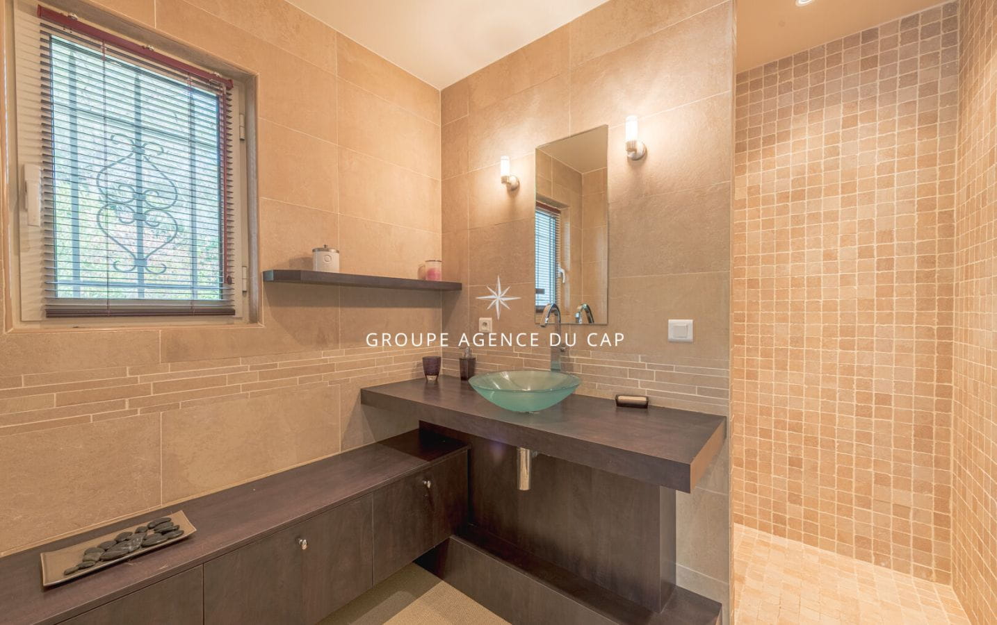 VILLA 4 CHAMBRES SAINT RAPHAEL VALESCURE Image 8