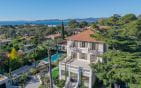 VILLA DE PRESTIGE 400M2 VUE MER ESPACE SPA CAVE A VIN PISCINE GARAGE, A SAINT RAPHAEL Min 0
