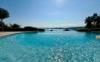 VILLA VUE MER PANORAMIQUE SUR LE GOLFE DE SAINT TROPEZ  PROPRIETE D EXCEPTION PISCINE DOUBLE GARAGE A PIED DU CENTRE ET DES PLAGES DES ISSAMBRES Min 15