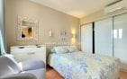 APPARTEMENT T2 AU DERNIER ETAGE AVEC VUE MER, AUX ISSAMBRES Min 3