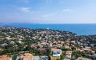 A VENDRE VILLA VUE MER PANORAMIQUE DE 220M2 AUX ISSAMBRES  AVEC GARAGE ET PISCINE Min 1
