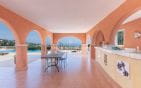 A VENDRE VILLA VUE MER PANORAMIQUE DE 220M2 AUX ISSAMBRES  AVEC GARAGE ET PISCINE Min 5