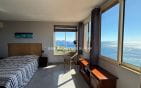 A VENDRE VILLA « BEAUMONT » 4 CHAMBRES 2 APPARTEMENTS PISCINE PARKINGS AUX ISSAMBRES Min 10