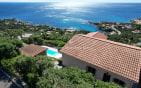 A VENDRE VILLA « BEAUMONT » 4 CHAMBRES 2 APPARTEMENTS PISCINE PARKINGS AUX ISSAMBRES Min 2