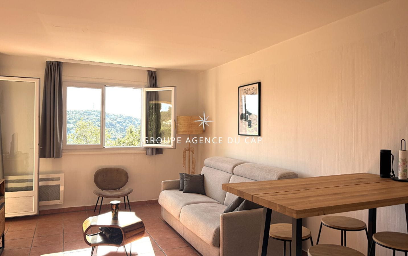 APPARTEMENT 2 PIECES RESIDENCE AVEC PISCINE APERCU MER AUX ISSAMBRES Image 3